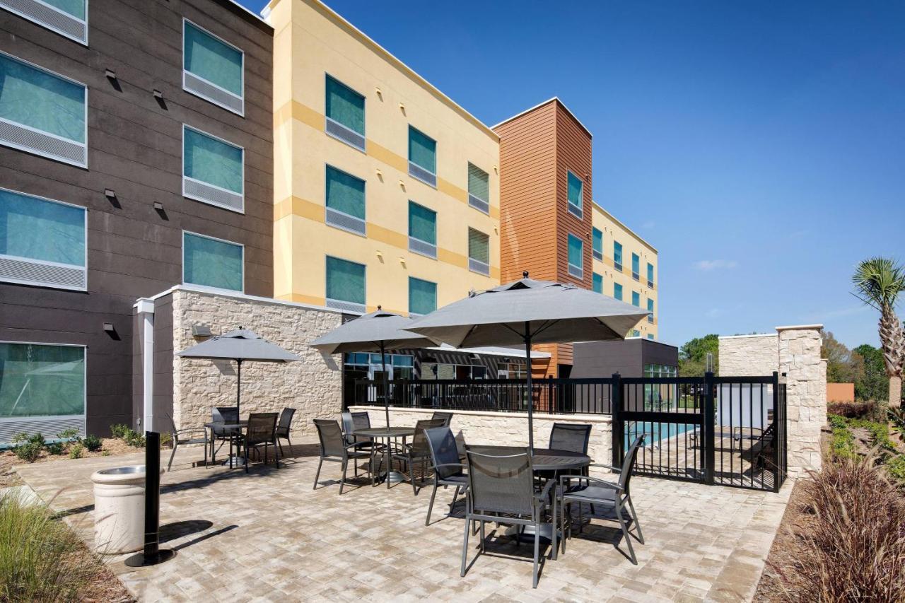 Fairfield Inn & Suites By Marriott Tampa Wesley Chapel Exterior photo